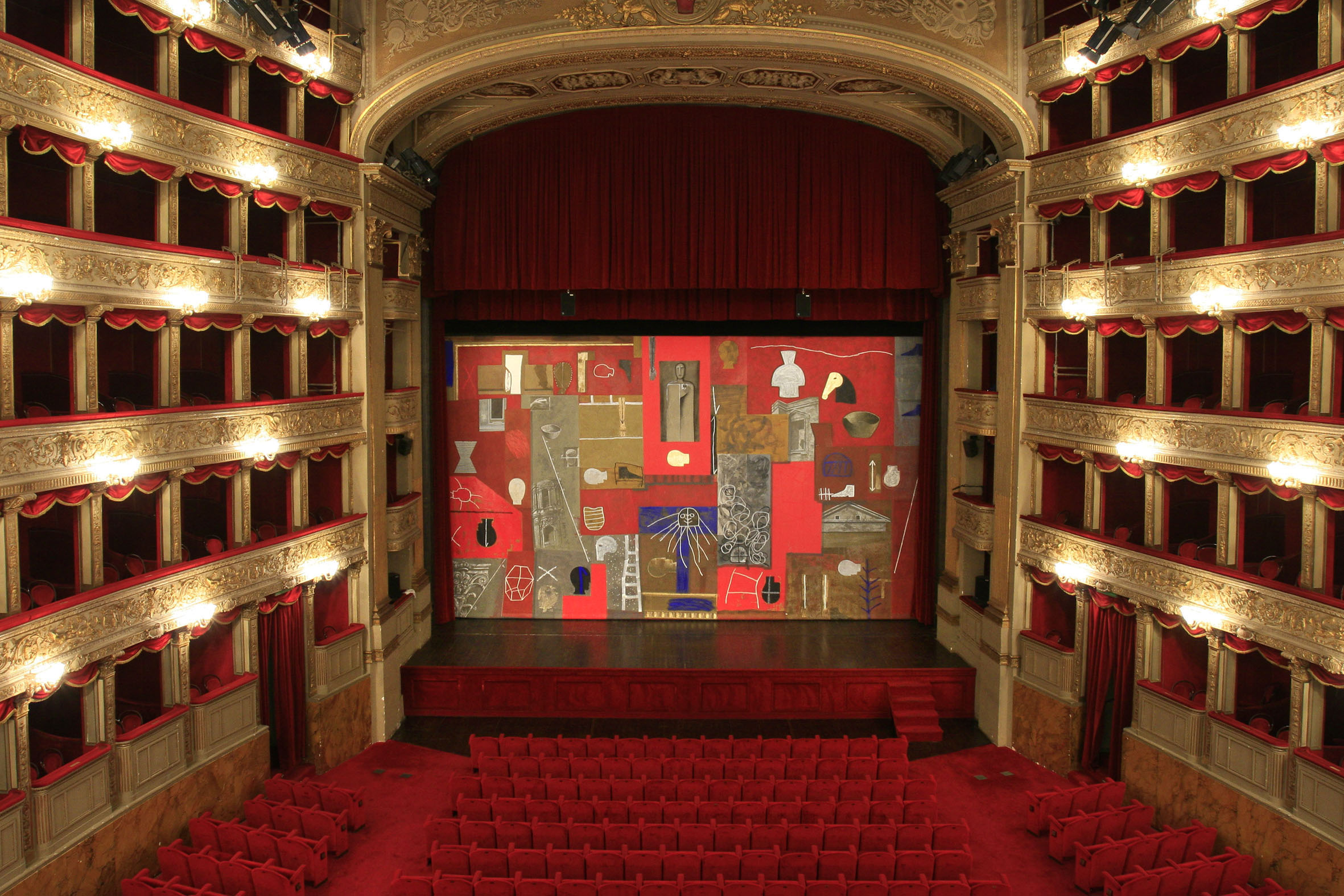 Театр 3 рим